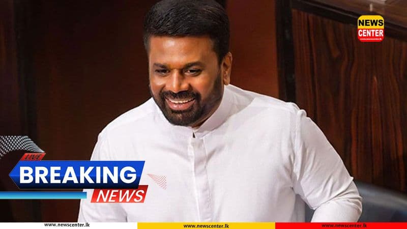 President arrives in Parliament