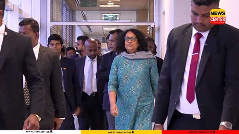 Prime Minister departs for Qatar to attend Emir Sheikh Hamad’s funeral