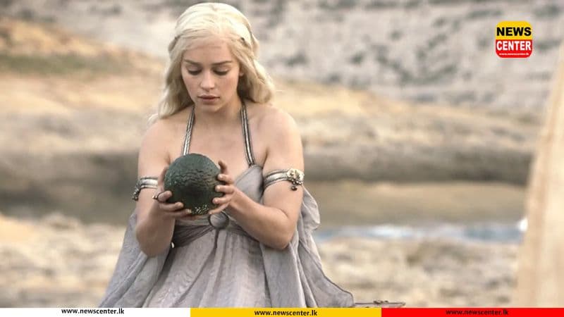 'Game of Thrones' කතා මාලාවේ මකර බිත්තර වෙන්දේසියට